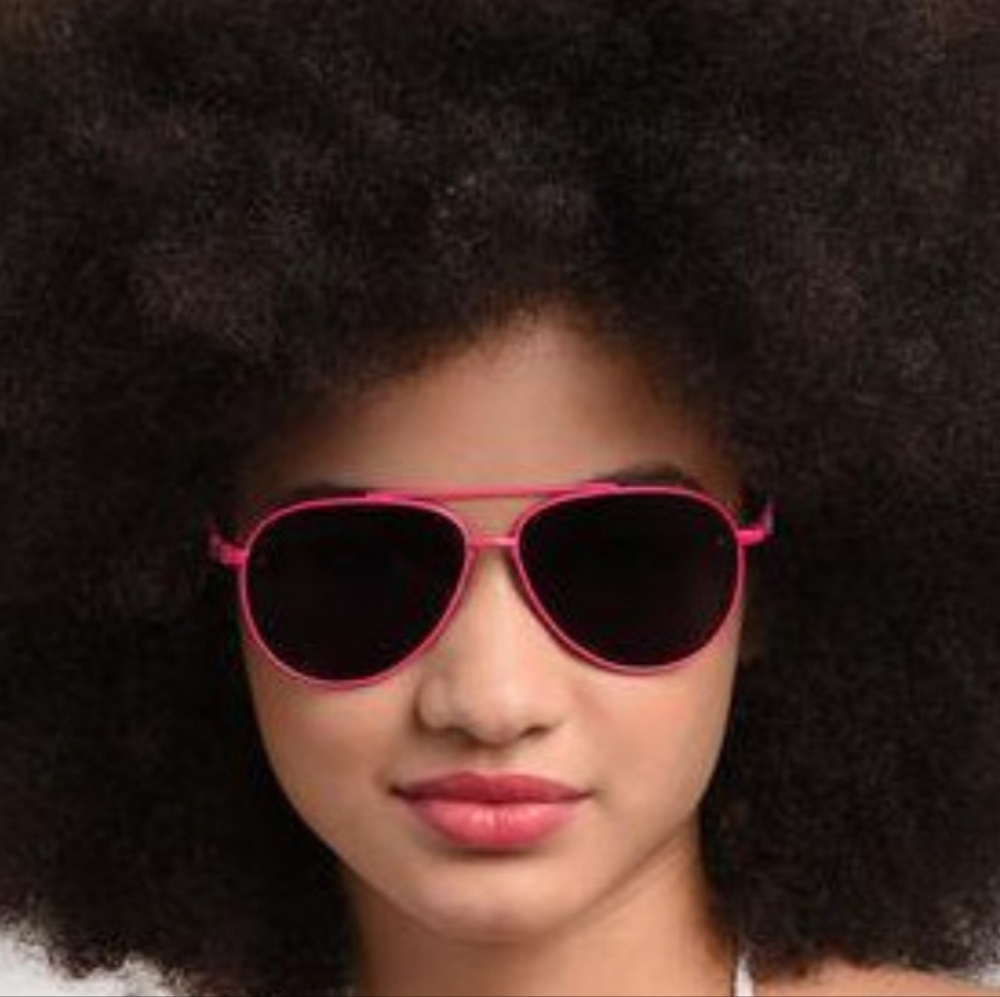 Steve Madden Aviator sunglasses by foster Grant